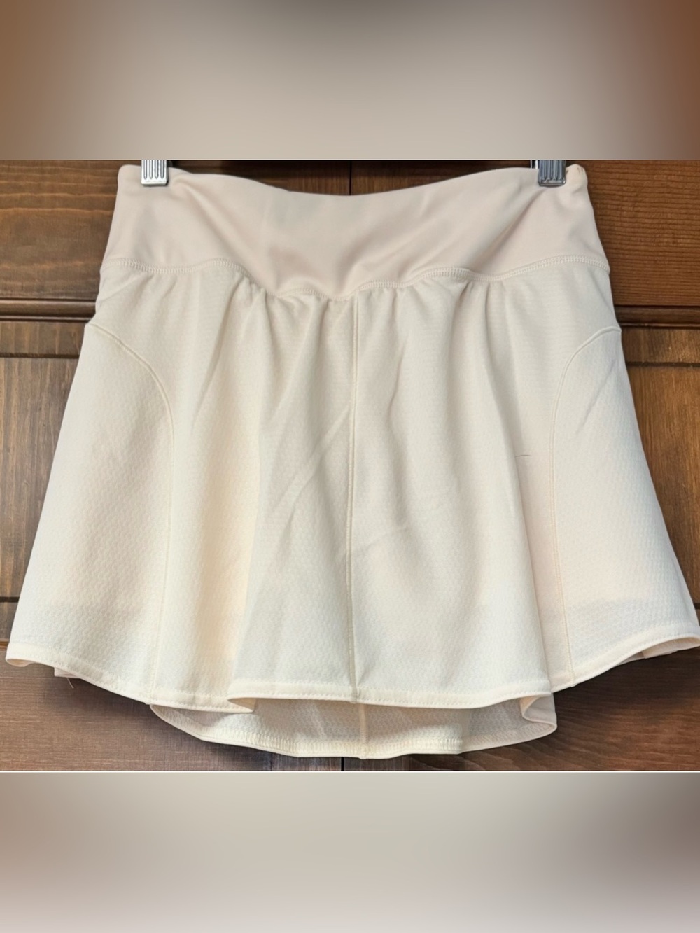 Adidas Cream Match Skirt. NWT $55.00